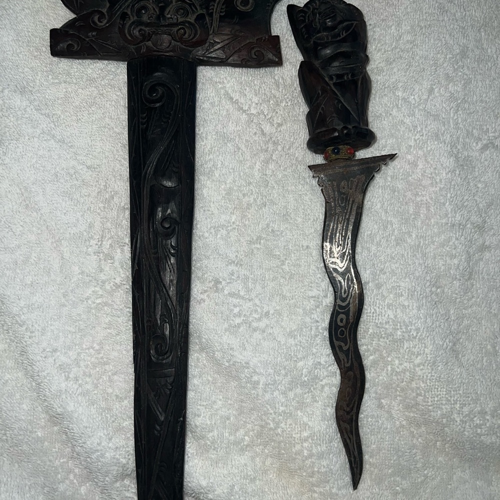 Dagger - Picture 4 of 7